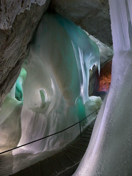 Австрия Ледяная пещера Айсризенвельт