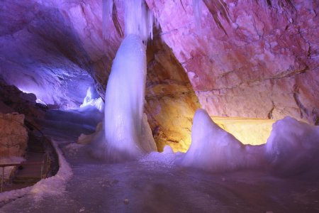 Австрия Ледяная пещера Айсризенвельт