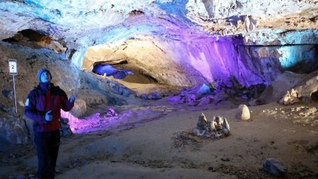 Пещера Айсризенвельт в Австрии