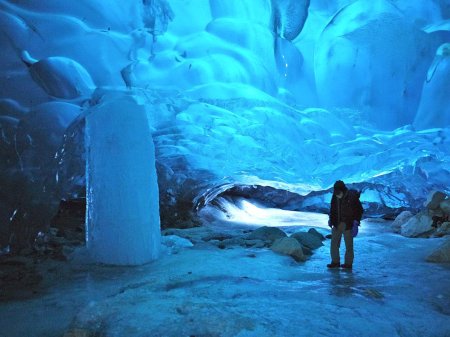 Пещера Менденхолл, Аляска