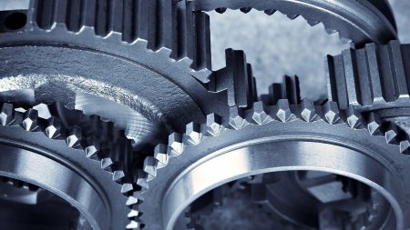Металлическая шестерня