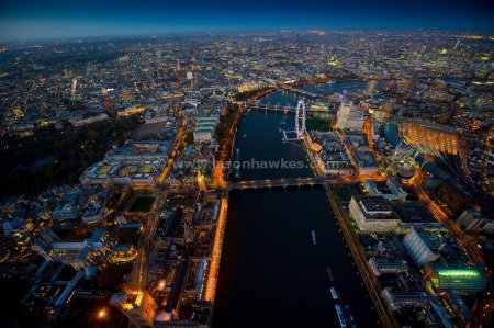 Лондон ночью с высоты птичьего