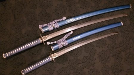 Катана и вакидзаси