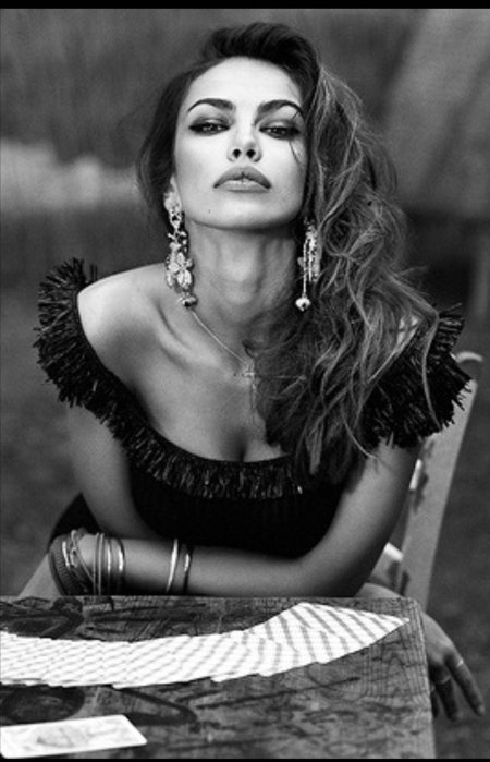 Мадалина Генеа