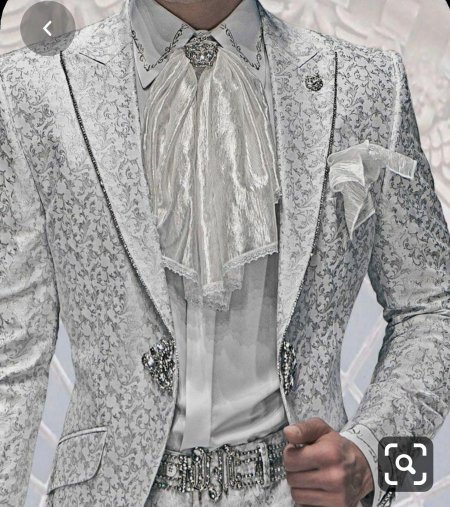 Серебристый костюм мужской