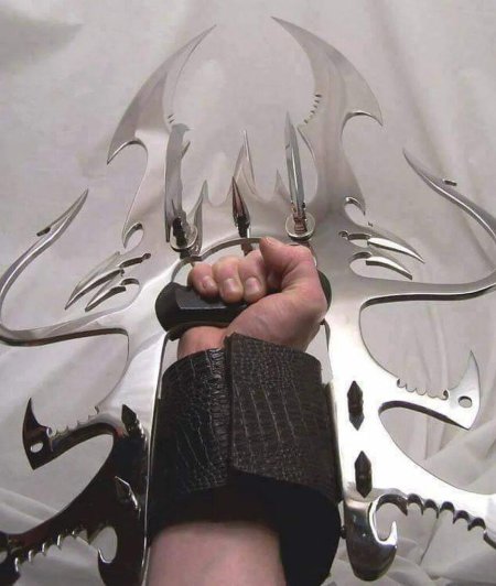 Наручи с когтями