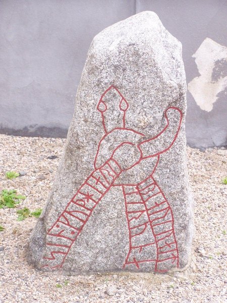 Рунный камень