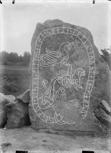 Рунные камни Скандинавия