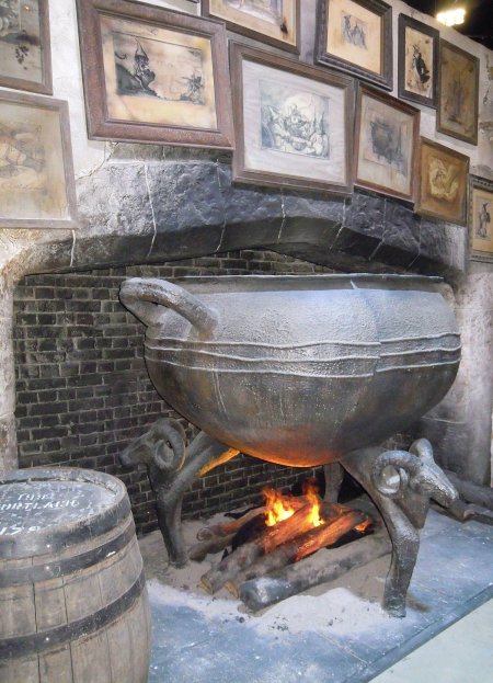 Котел Гарри Поттер