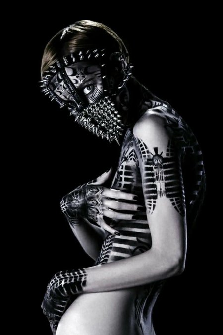 Боди арт черно белый