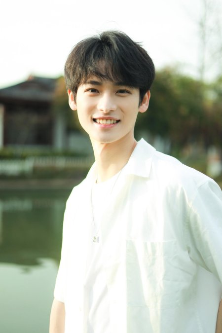 Ли Сюнь актер