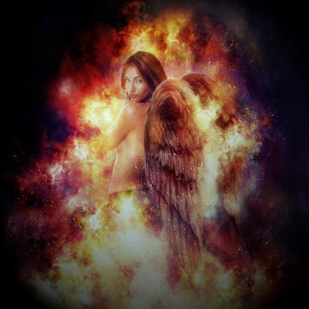 Ангел с горящими крыльями