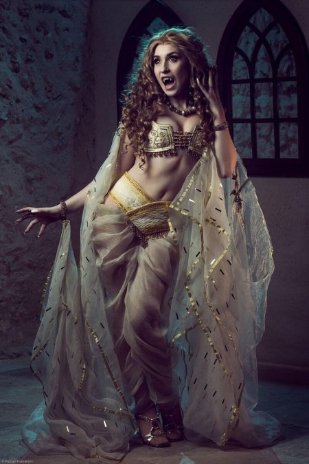 Ван Хельсинг невесты Дракулы Маришка