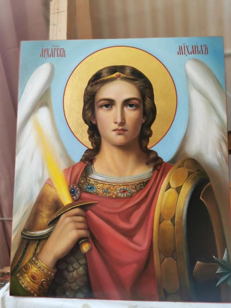 Икона Архангела Михаила в армянском монастыре