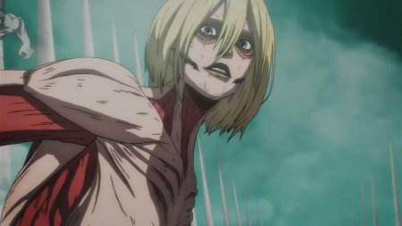 Атака титанов женская особь