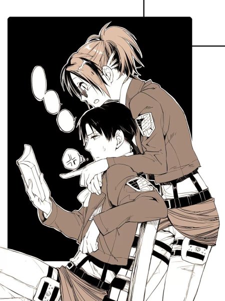 Атака титанов Леви и Ханджи