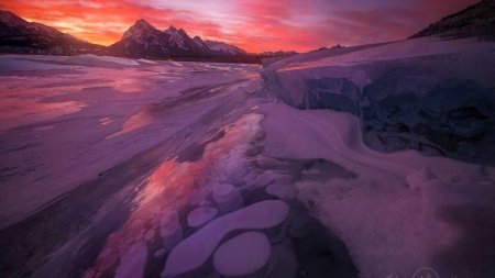Зимний закат в горах
