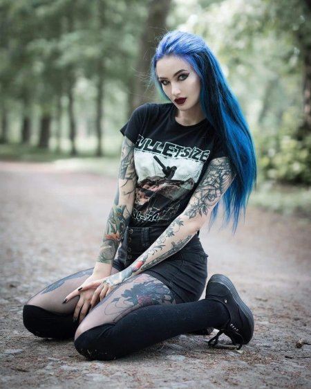 Панк девушка