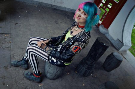 Катя Самойлова неформал