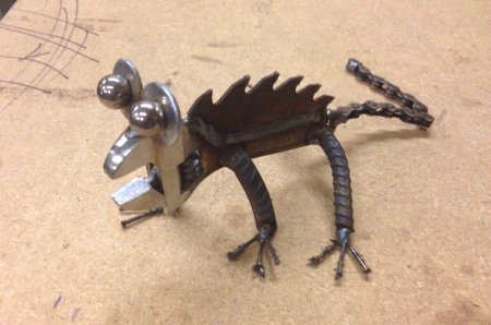 Фигурки из металла