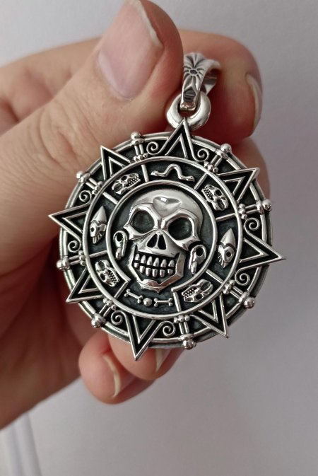 Украшения пиратов