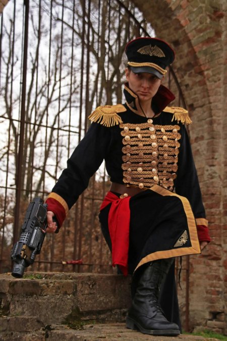 Косплей комиссара вархаммер