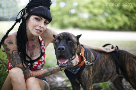 На свободу с питбулем Мария Торрес