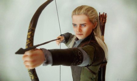Леголас с луком Хоббит