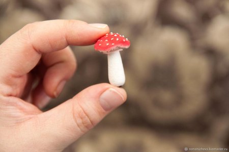 Мухомор из глины