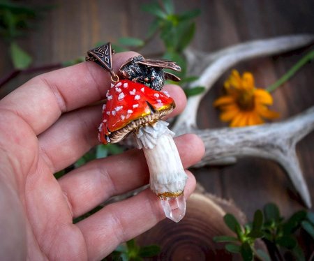 Мухомор из полимерной глины