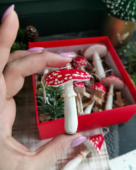 Игрушка мухомор