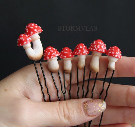 Мухомор из полимерной глины