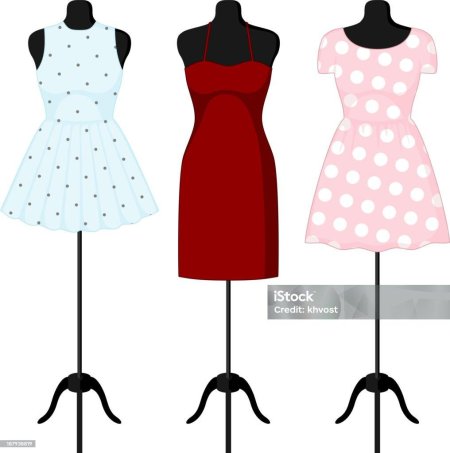 Платье на манекене
