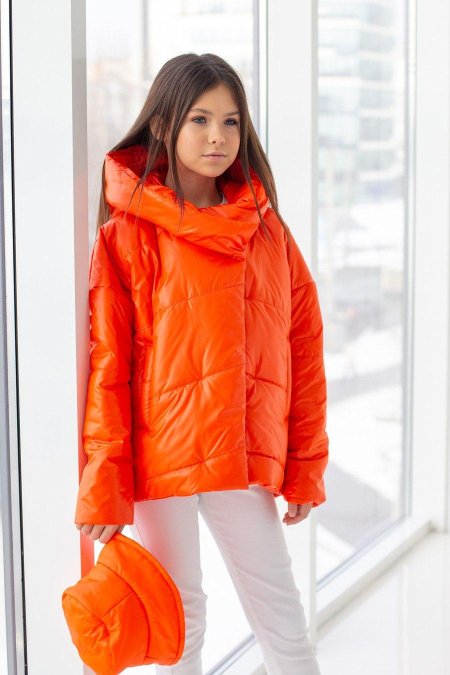 Куртка на весну для девочки