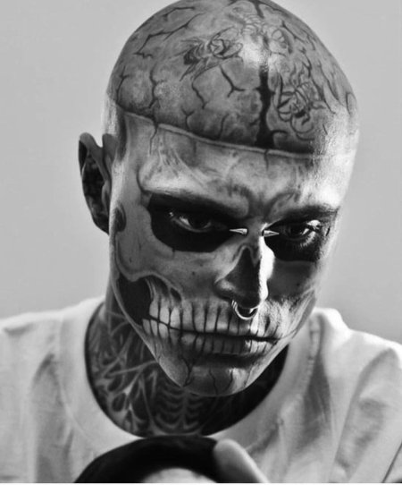 Человек зомби Рик Дженест