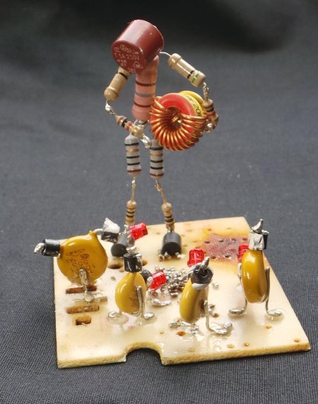 Сувениры из радиодеталей