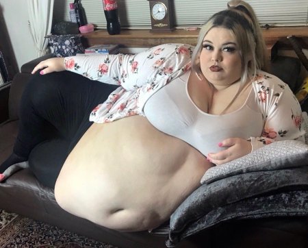 Раскармливание Моника Райли