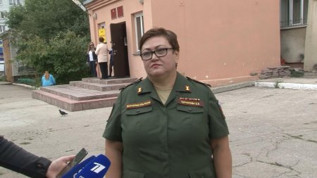 Военком Елена Черникова