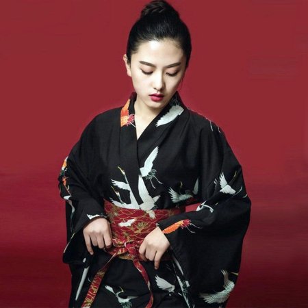 Чёрное кимоно женское