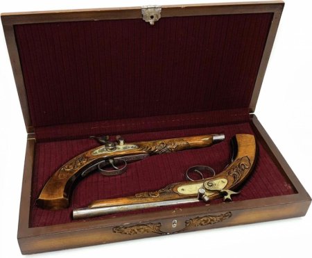 Футляр для дуэльных пистолетов