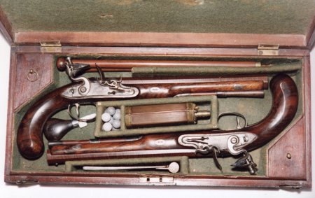 Дуэльный пистолет 19 века Пушкина