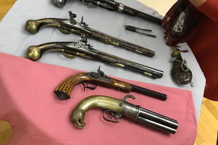 Дуэльный пистолет Пушкина