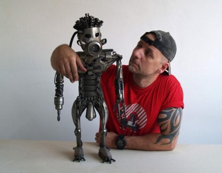 Статуэтки из металлолома