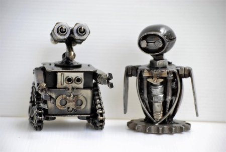 Фигуры из металлолома