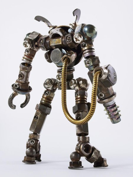 Робот из металла