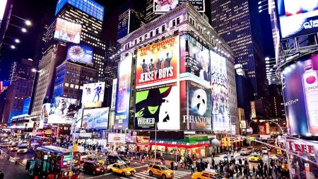 Бродвей Нью-Йорк