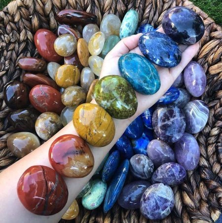 Красивые камни