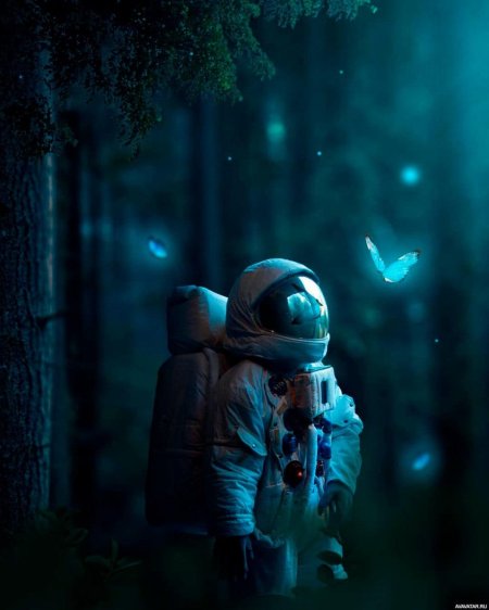 Космонавт арт