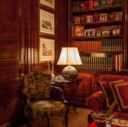 Библиотека в английском стиле