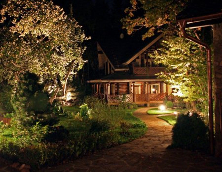 Подсветка участка